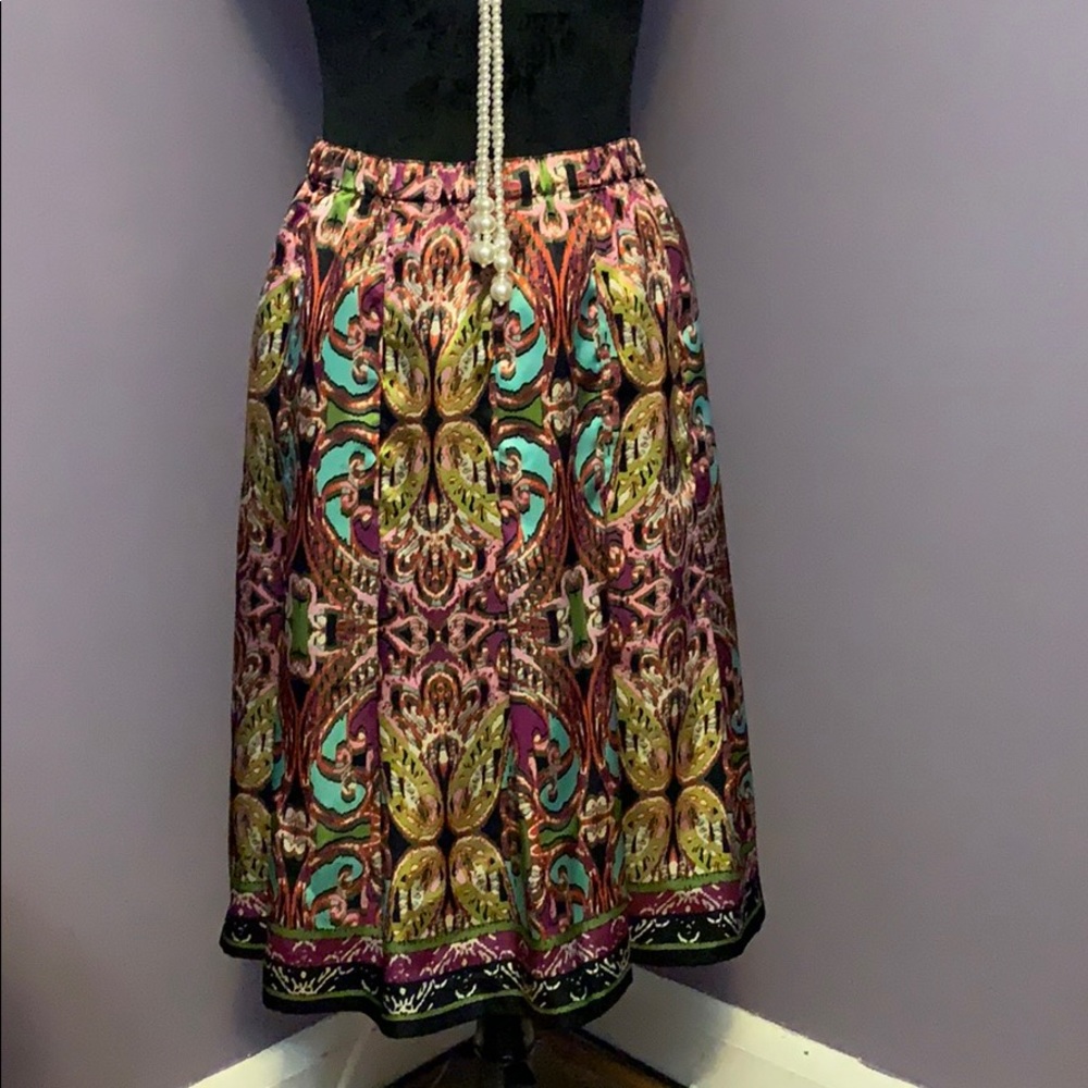 Beautiful print skirt